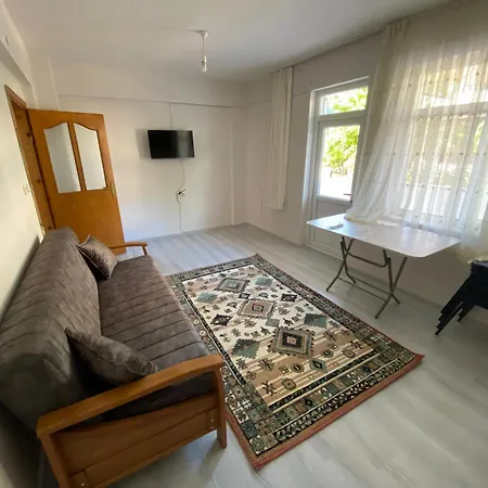 Apartamento Esyali Guenluek Kiralik Kefken Adası